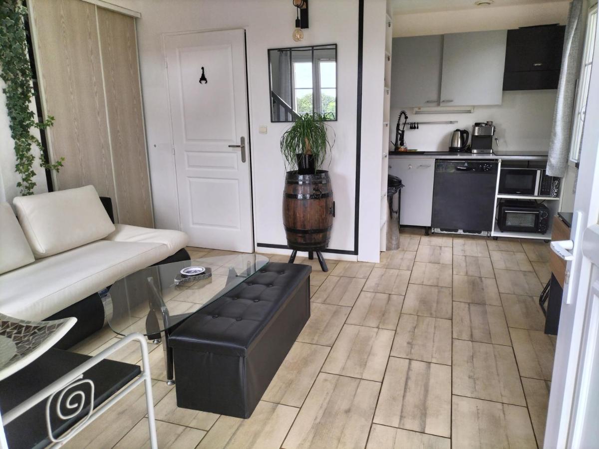 Maison Dans Une Residence De Vacances Gallargues Le Montueux Bagian luar foto